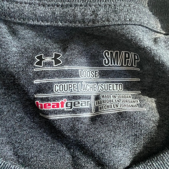 UA shirt - Picture 3 of 3